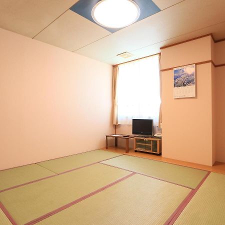 Fuji-Shi Business Hotel Furuiya Ryokan Фуджи Екстериор снимка