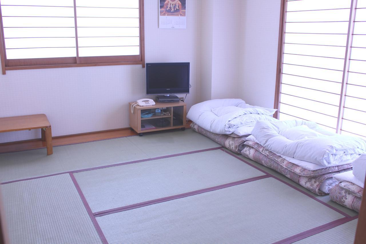 Fuji-Shi Business Hotel Furuiya Ryokan Фуджи Екстериор снимка