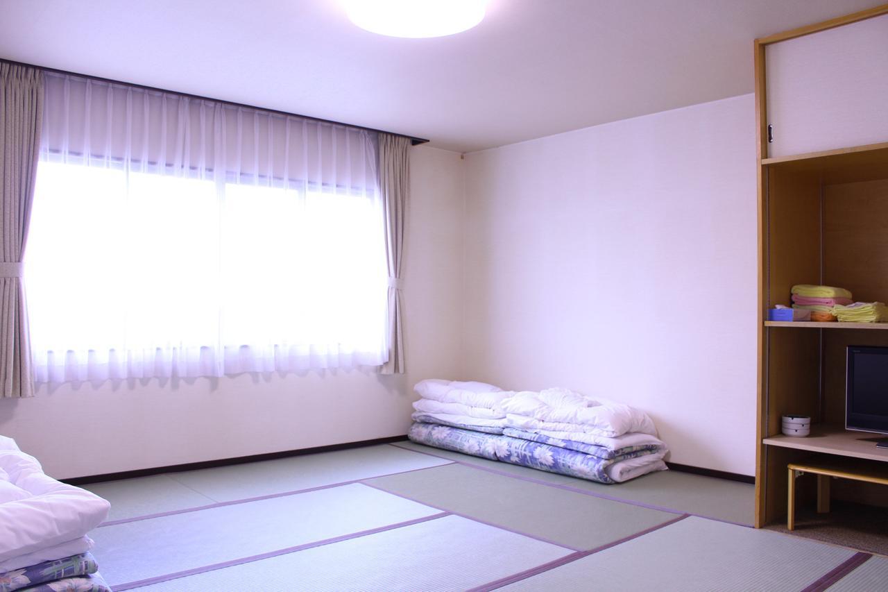 Fuji-Shi Business Hotel Furuiya Ryokan Фуджи Екстериор снимка